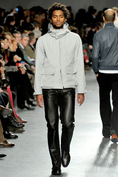 Look 37